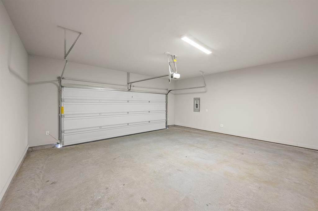4606 White Buffalo Trail Oak Point, TX 75068 - Photo 26 of 31 4606 White Buffalo_2220_Aspen- Garage-1