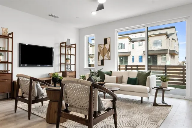 $404,900 | 4606 White Buffalo Trail, Oak Point, TX 75068