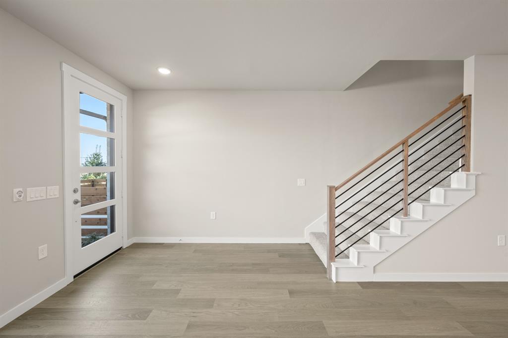 4606 White Buffalo Trail Oak Point, TX 75068 - Photo 5 of 31 4606 White Buffalo_2220_Aspen- Entry-1