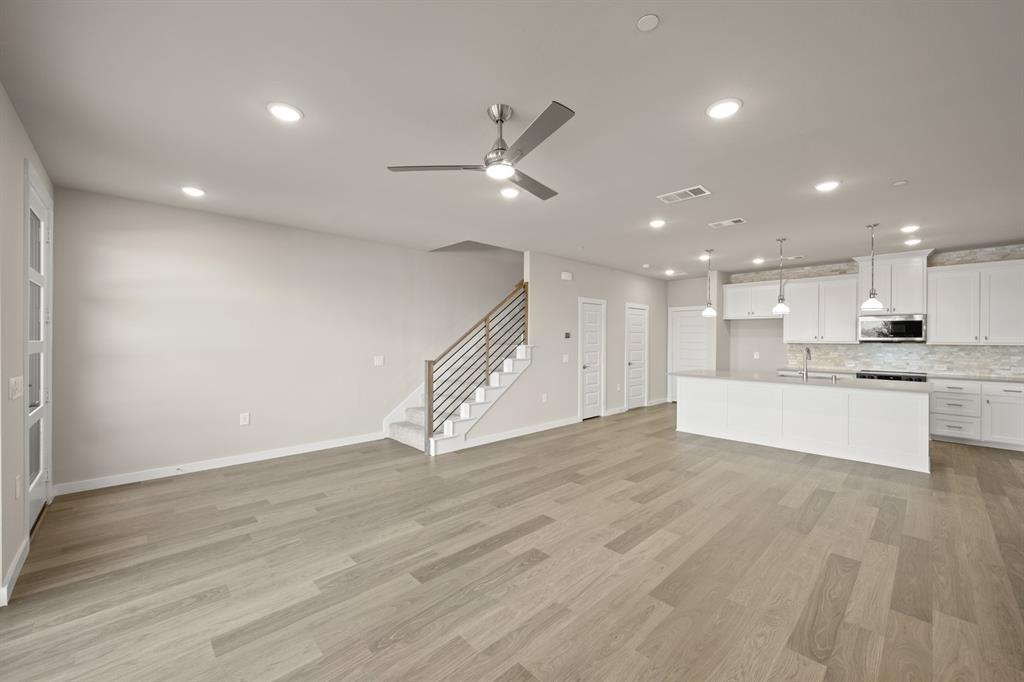 4606 White Buffalo Trail Oak Point, TX 75068 - Photo 6 of 31 4606 White Buffalo_2220_Aspen- Living Room-1