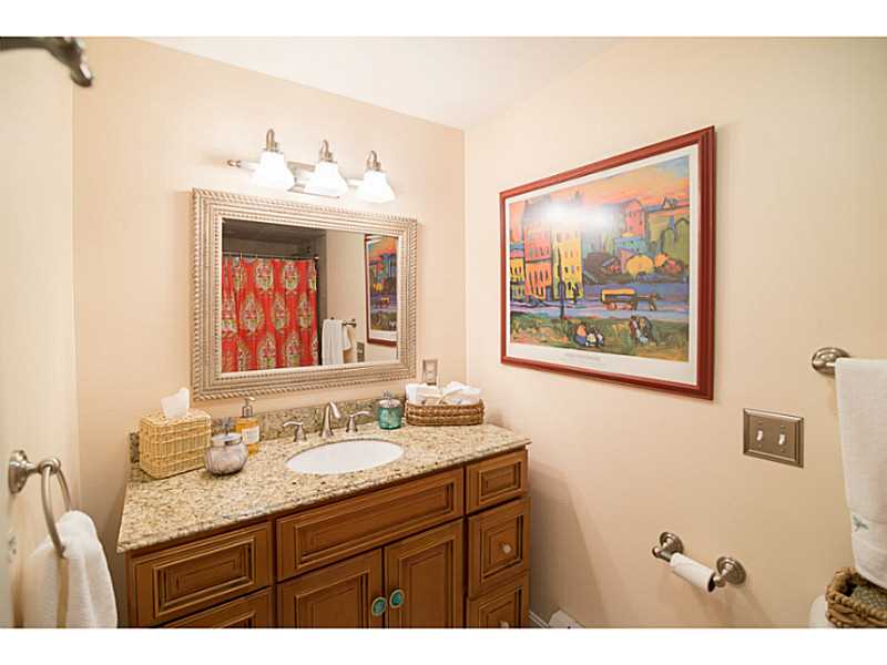 3 Old Forge Road Barrington, RI 02806 - Photo 17 of 25 Master Bath/Spa.