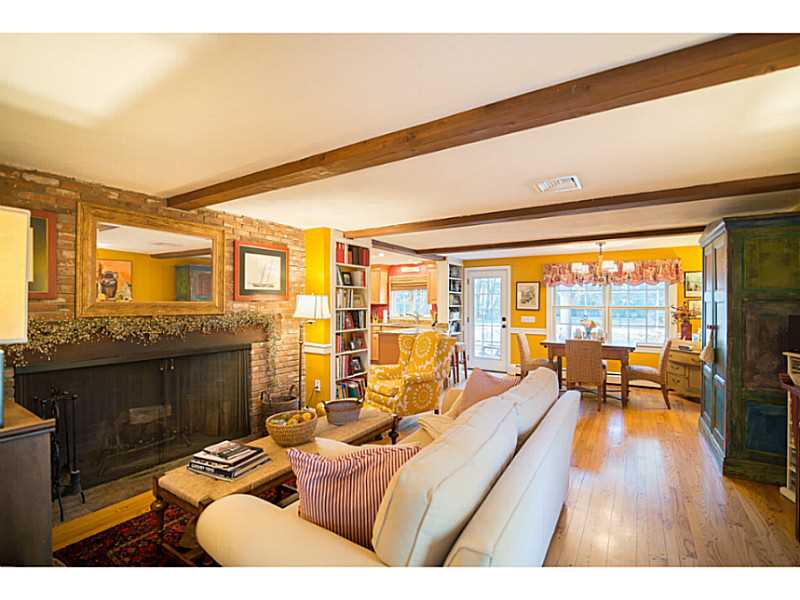 3 Old Forge Road Barrington, RI 02806 - Photo 9 of 25 Den/Family/Great Room.