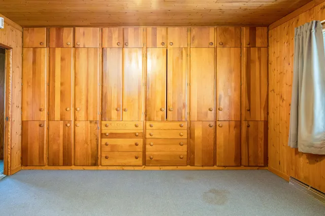 $285,900 | 323 West Graham Street, Kentland, IN 47951