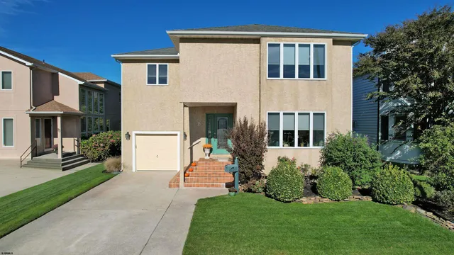 $1,225,000 | 21 Seaside Court, Margate City, NJ 08402