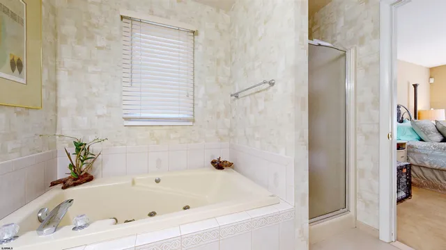 $1,225,000 | 21 Seaside Court, Margate City, NJ 08402