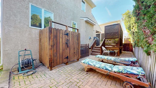 $1,225,000 | 21 Seaside Court, Margate City, NJ 08402