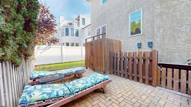 $1,225,000 | 21 Seaside Court, Margate City, NJ 08402