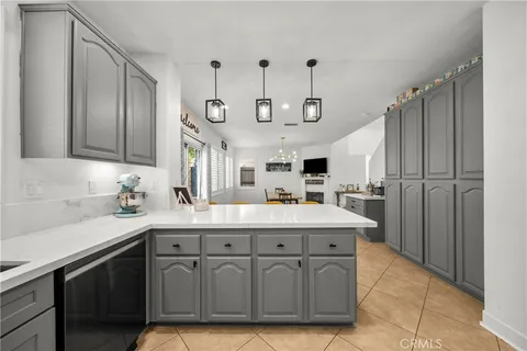 $749,000 | 28341 Willow Court, Saugus, CA 91350