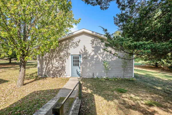 $250,000 | 859 East Adda Street, White Cloud, MI 49349