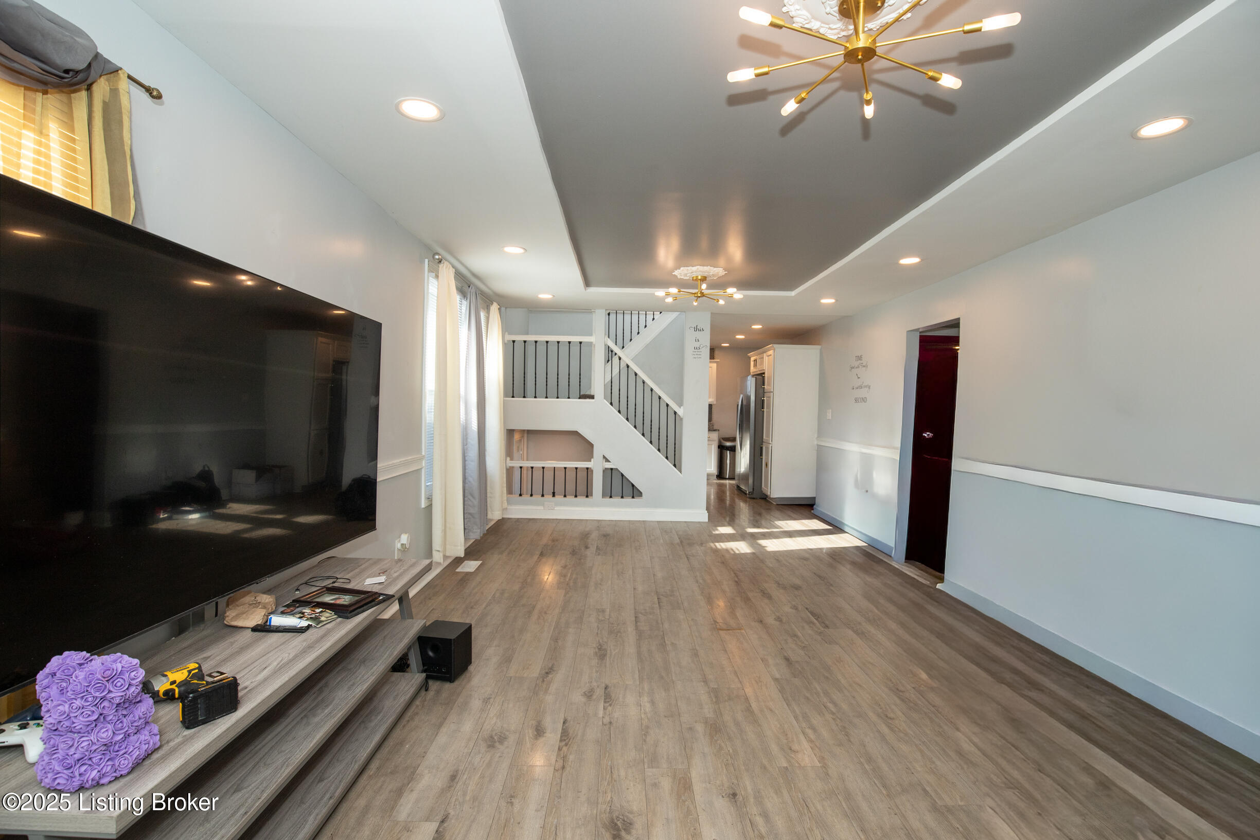 3408 Cane Run Road Louisville, KY 40211 - Photo 6 of 52 living room