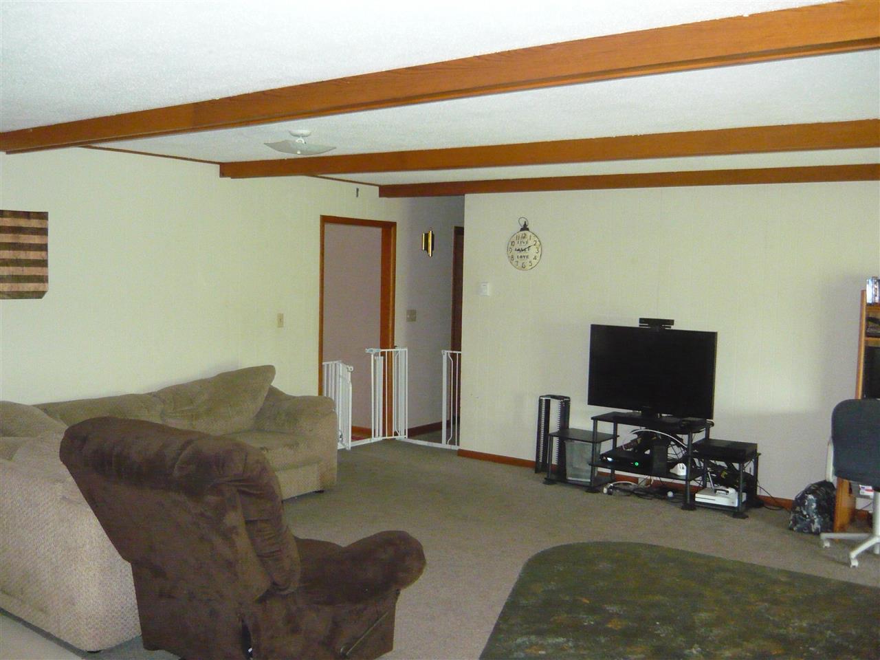 1221 Madison Street Decatur, IN 46733 - Photo 7 of 22