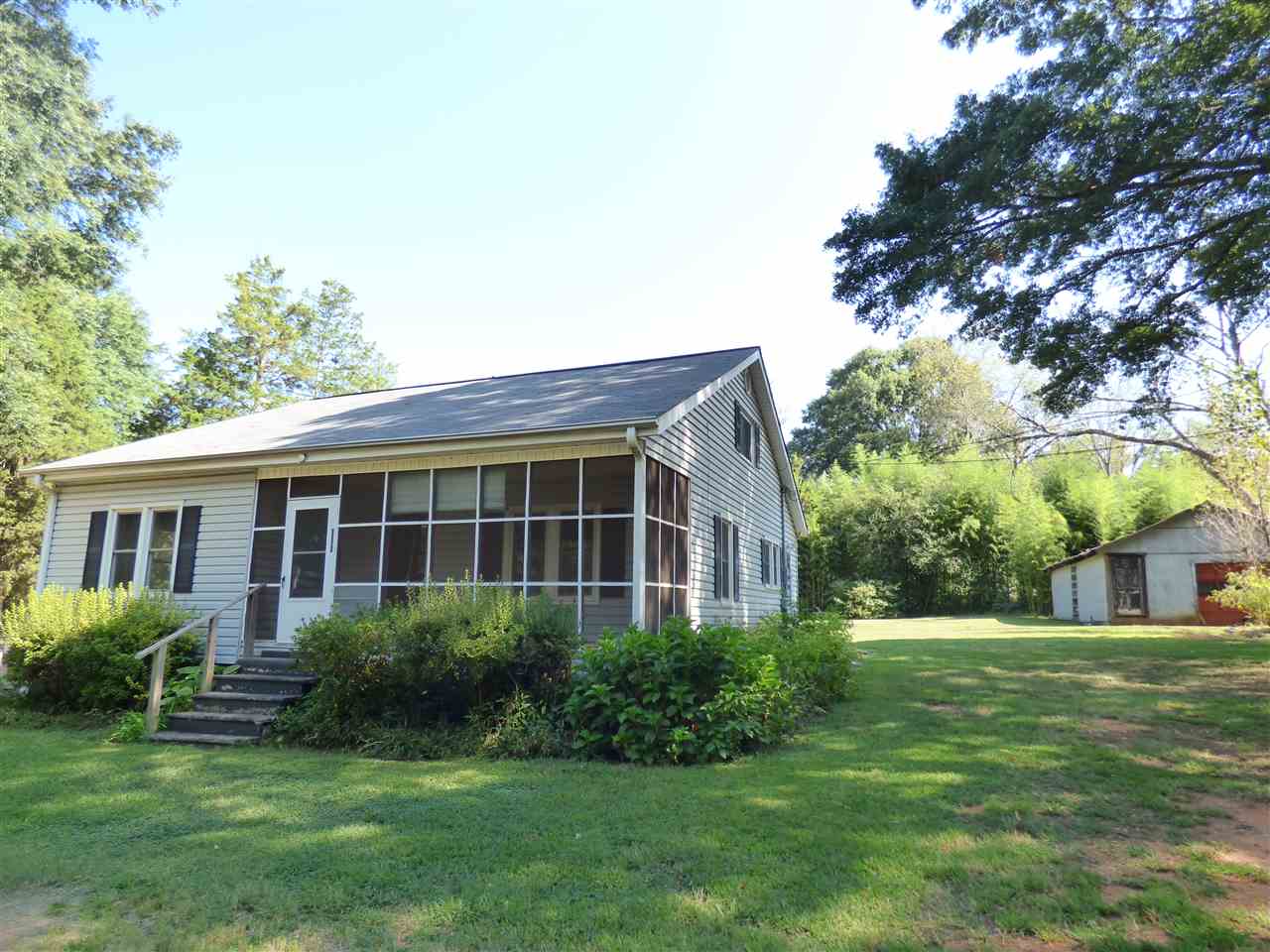 8264 Parrish Road Spartanburg, SC 29303 - Photo 2 of 20 Gallery Image 2
