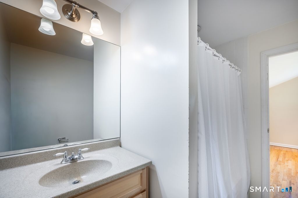 152 Holmes Road Ridgefield, CT 06877 - Photo 21 of 39