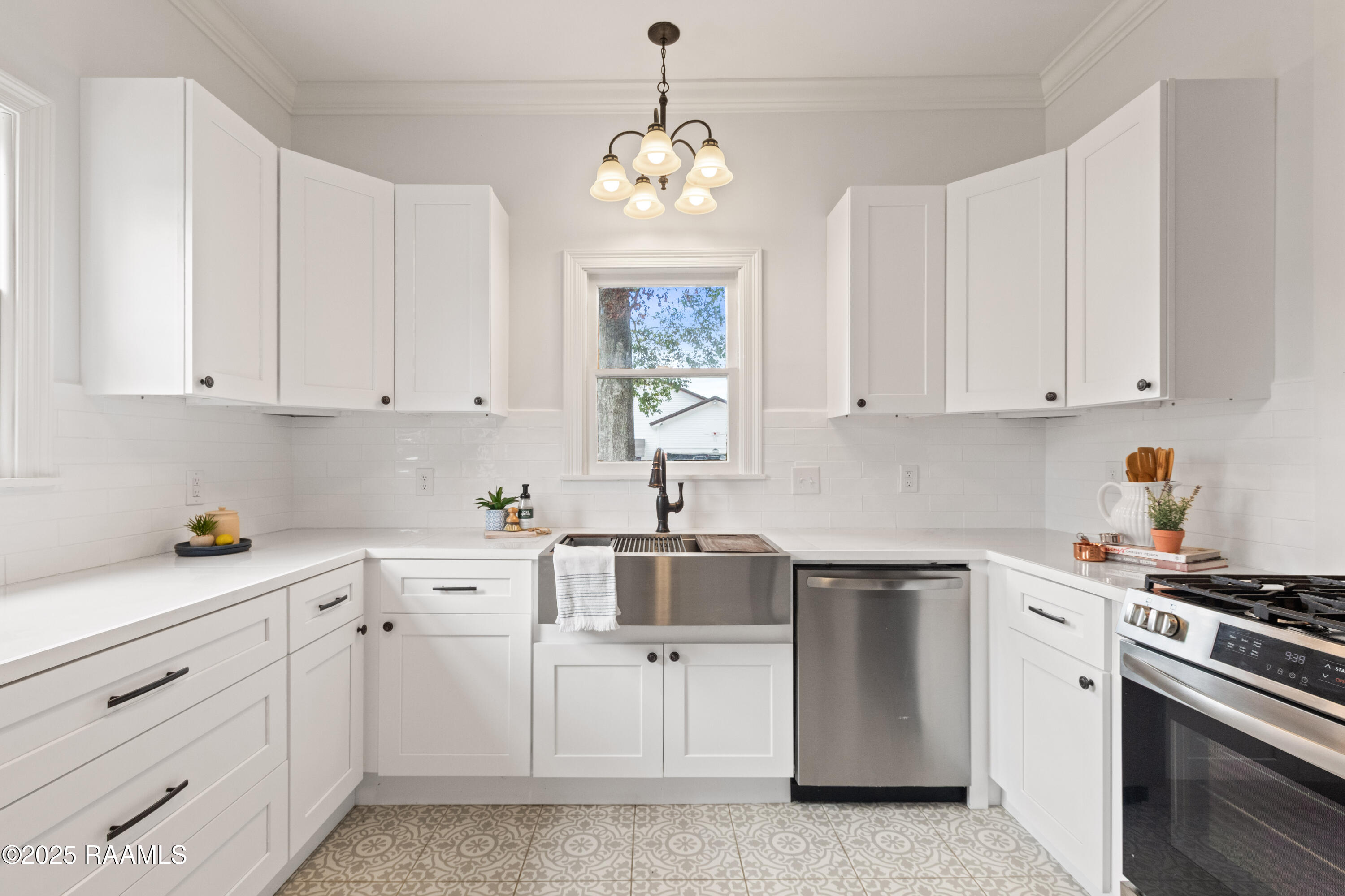 203 East Pioth Street Church Point, LA 70525 - Photo 11 of 42 203EPioth-52