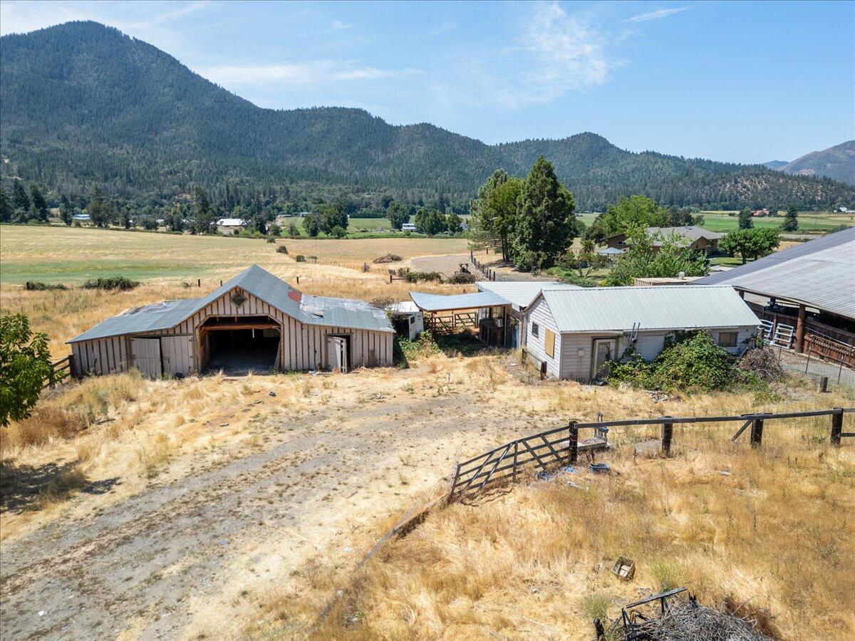 1518 Upper Applegate Road Jacksonville, OR 97530 - Photo 32 of 42 32-DJI_0972