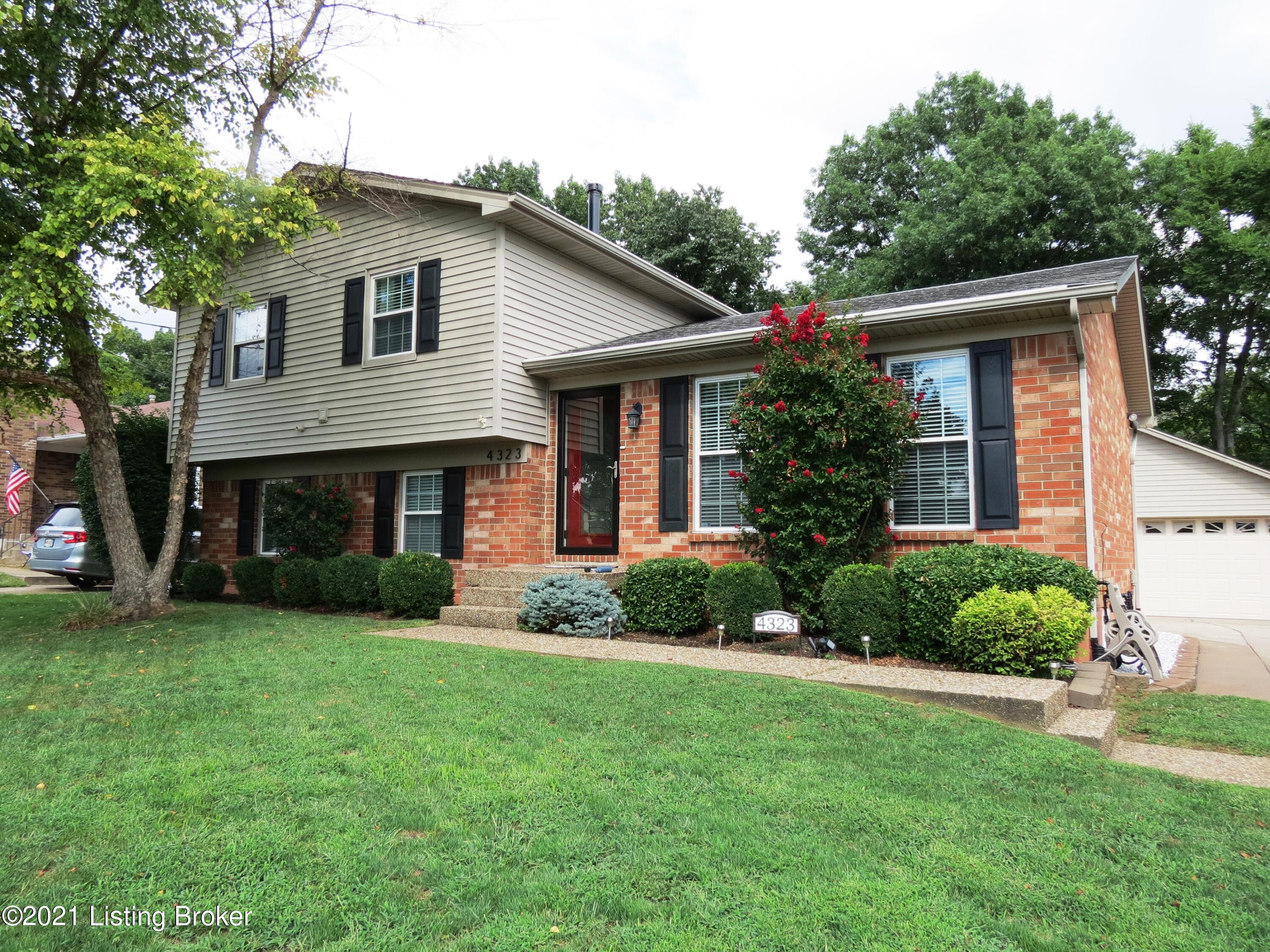 4323 Gaudet Road Louisville, KY 40299 - Photo 1 of 42 IMG_3453