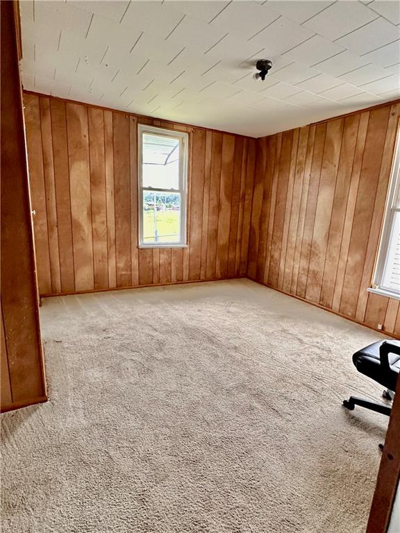 16 3rd Street Charleroi, PA 15022 - Photo 6 of 9 an empty room with windows