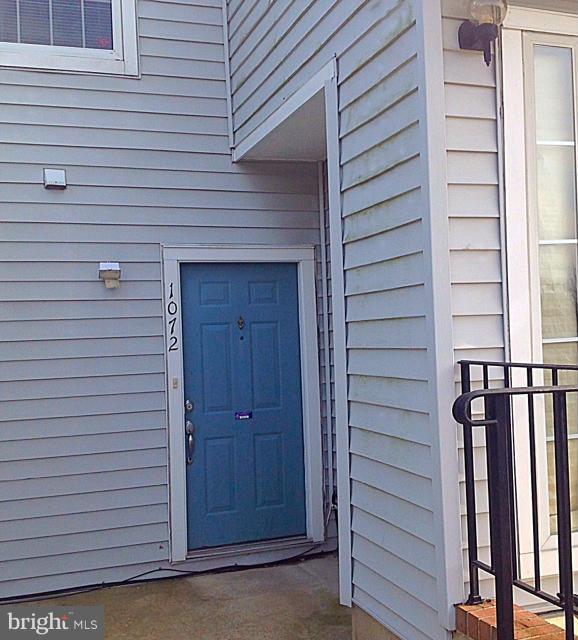 1072 Spring Valley Court Fort Washington, MD 20744 - Photo 3 of 7 a view of entryway