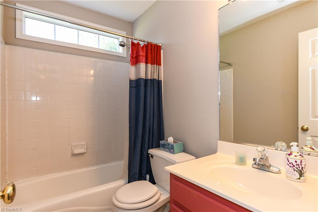 5403 Chestnut Ridge Drive Summerfield, NC 27358 - Photo 15 of 21 Gallery Image 15