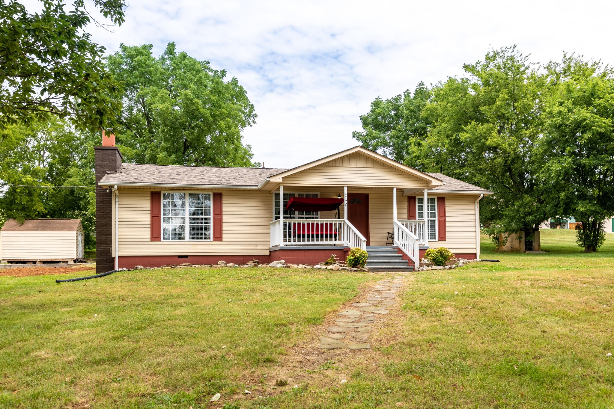 1442 Sheets Hollow Road Greenback, TN 37742 - Photo 2 of 34 Gallery Image 2