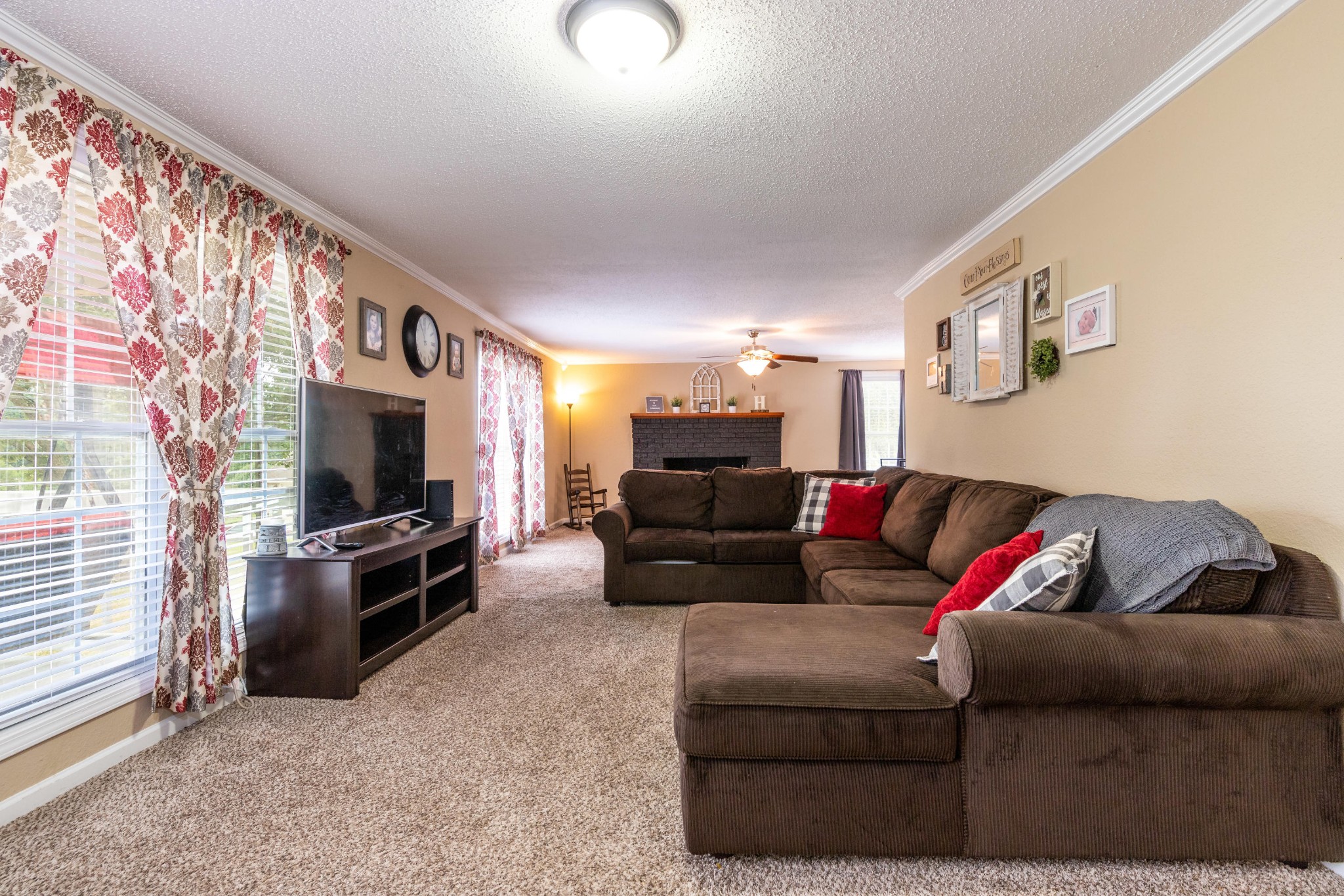 1442 Sheets Hollow Road Greenback, TN 37742 - Photo 4 of 34 Gallery Image 4