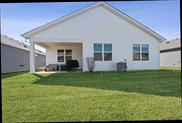 $344,900 | 6418 Aspen Lane, Wonder Lake, IL 60097