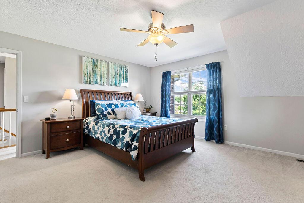 4656 Liberty Road Delaware, OH 43015 - Photo 18 of 39 Primary suite