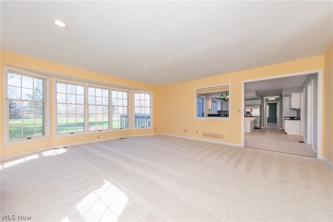 32099 Pinetree Road Pepper Pike, OH 44124 - Photo 13 of 35
