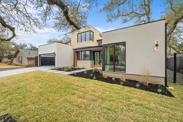 $3,450,000 | 4216 Deepwoods Drive, Austin, TX 78731