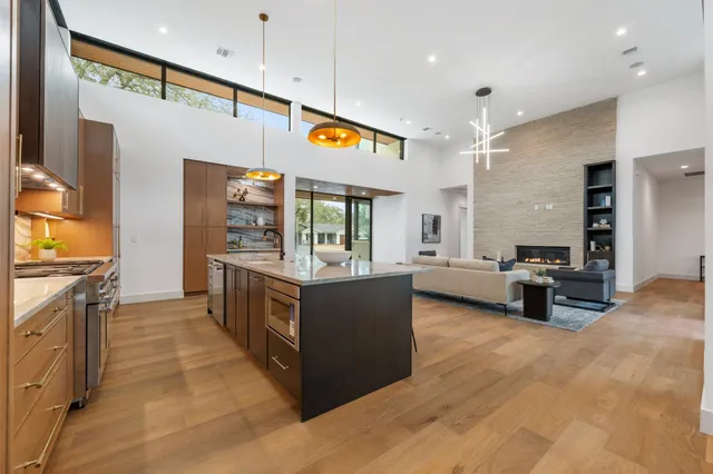 $3,450,000 | 4216 Deepwoods Drive, Austin, TX 78731