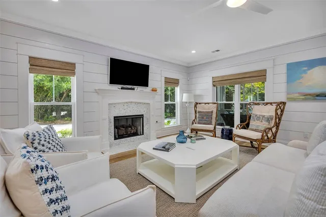 $2,500,000 | 409 Kelsall Avenue, St. Simons Island, GA 31522