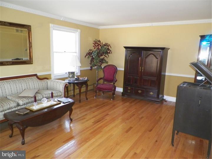 65 Pheasant Road Doylestown, PA 18901 - Photo 8 of 25 Gallery Image 8