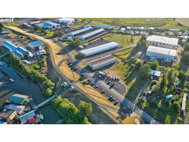 $175,000 | 50776 Dike Road, Unit 20, Scappoose, OR 97056