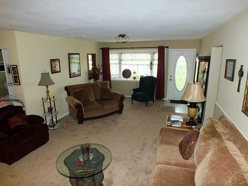 947 East Stop 11 Road Indianapolis, IN 46227 - Photo 8 of 18 Gallery Image 8