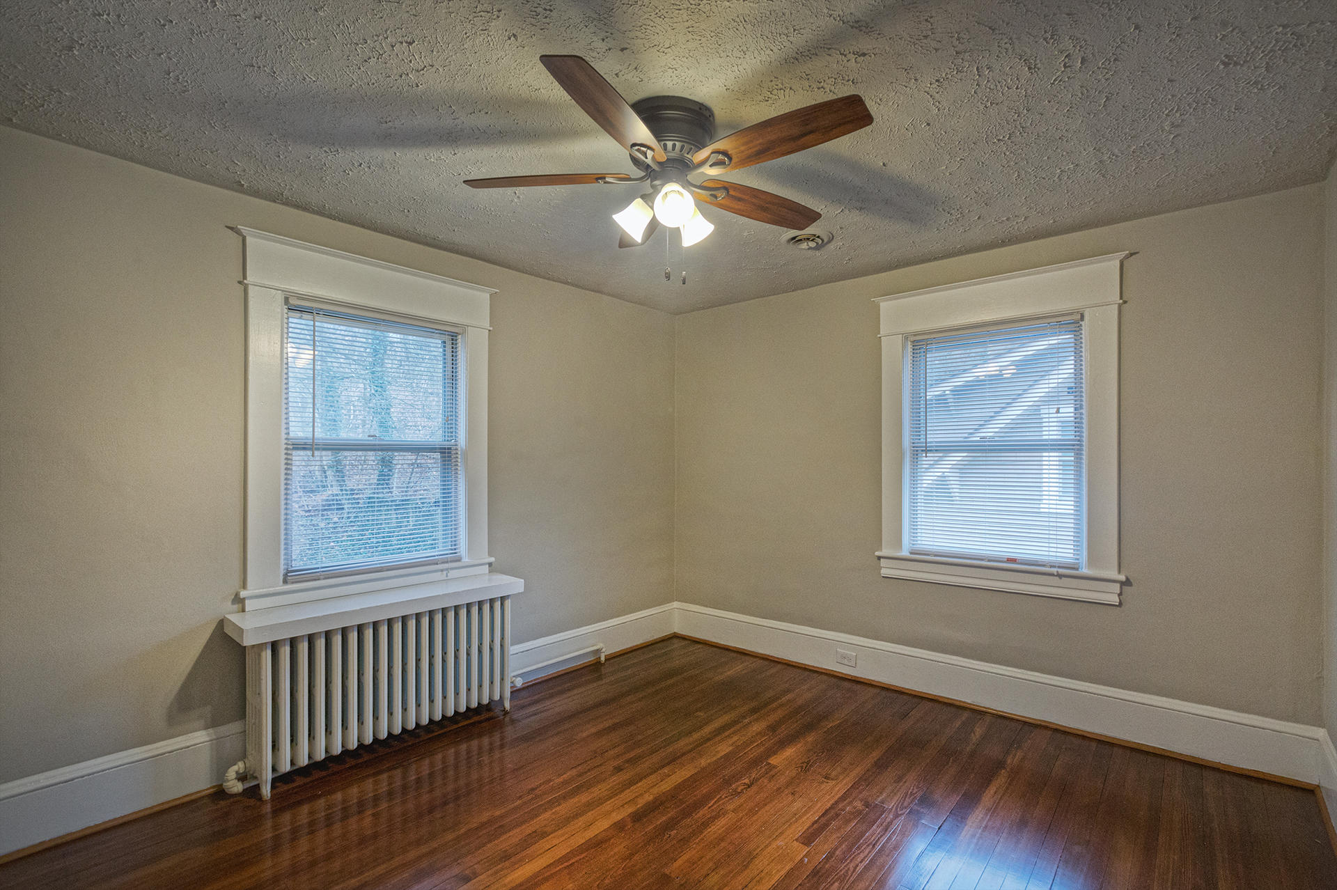 2428 Grandin Road Southwest Roanoke, VA 24015 - Photo 13 of 22 18