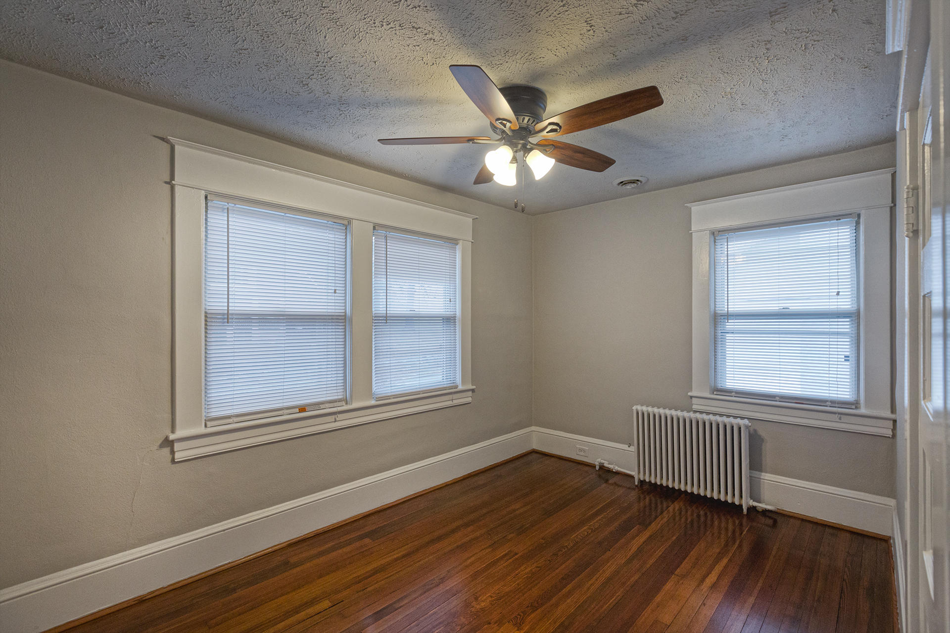 2428 Grandin Road Southwest Roanoke, VA 24015 - Photo 15 of 22 20