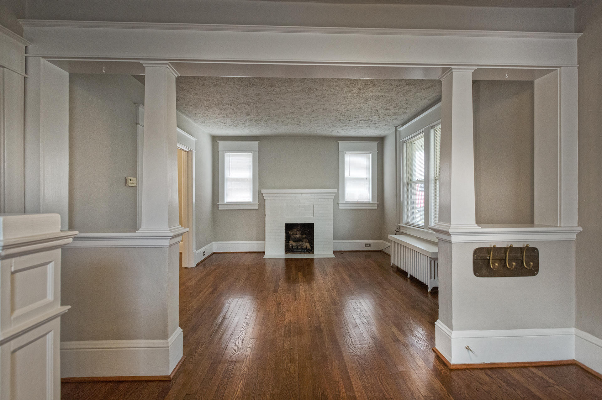 2428 Grandin Road Southwest Roanoke, VA 24015 - Photo 4 of 22 Foyer to Living Room