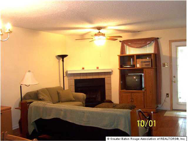 44 Higgins Court, Unit 44 Baton Rouge, LA 70808 - Photo 4 of 7 Gallery Image 4