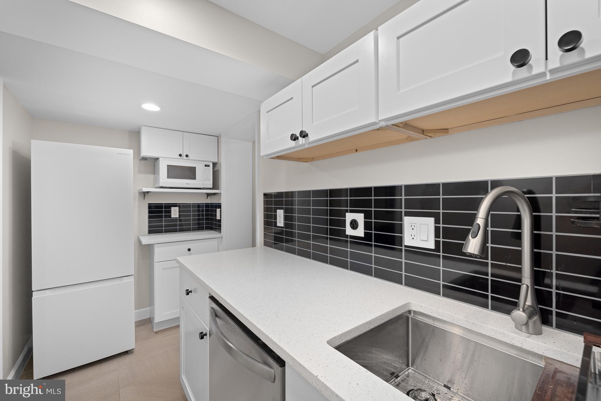 3808 Garfield Street Northwest Washington, DC 20007 - Photo 23 of 31