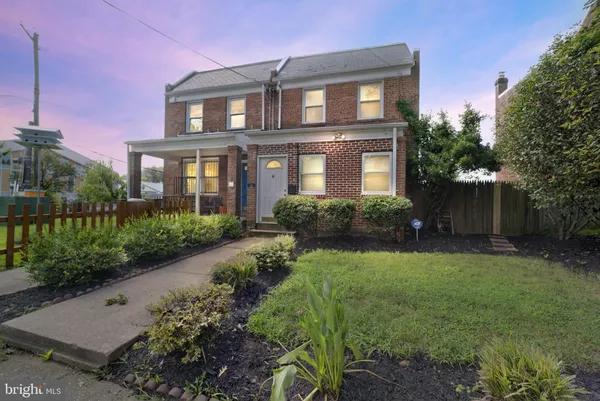 $2,500 | 19 Hamilton Street Northeast, Unit 1, Washington, DC 20011