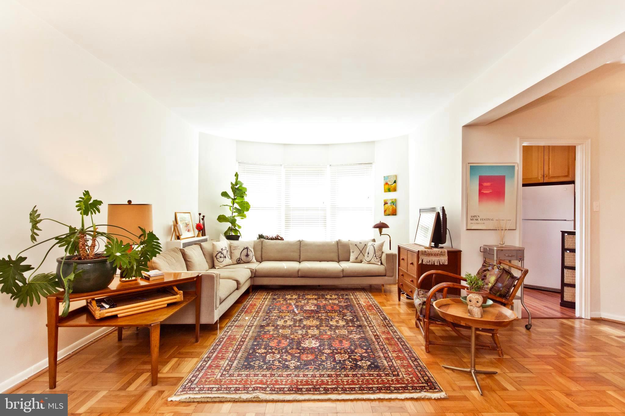 2500 Q Street Northwest, Unit 727 Washington, DC 20007 - Photo 3 of 42 Light filled living room with Monument views!