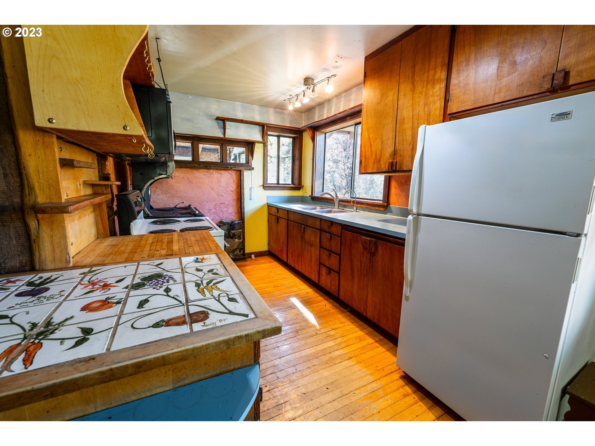 456 Wards Butte Road Cottage Grove, OR 97424 - Photo 8 of 48 Gallery Image 8