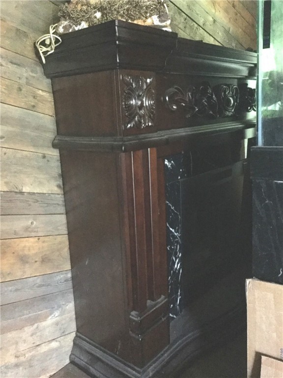 15407 East Lee Road Barre, NY 14470 - Photo 39 of 39 This is a large electric fireplace that needs a ne