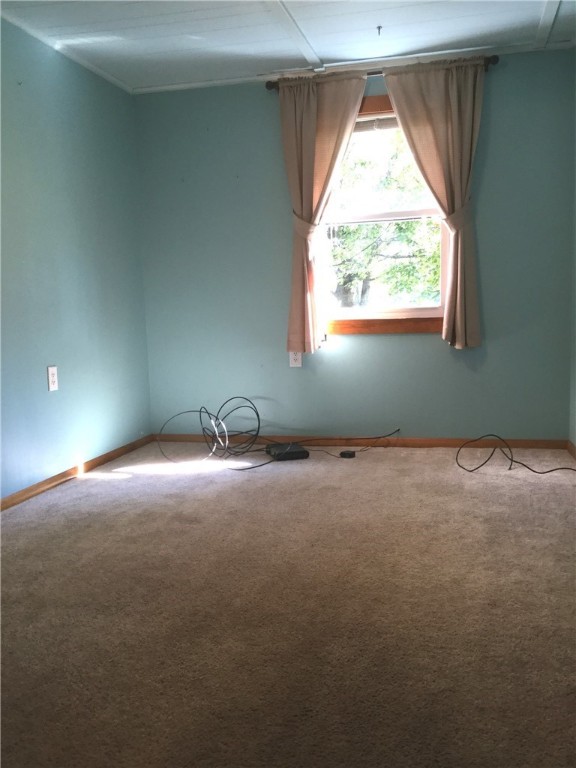 15407 East Lee Road Barre, NY 14470 - Photo 7 of 39 Bedroom