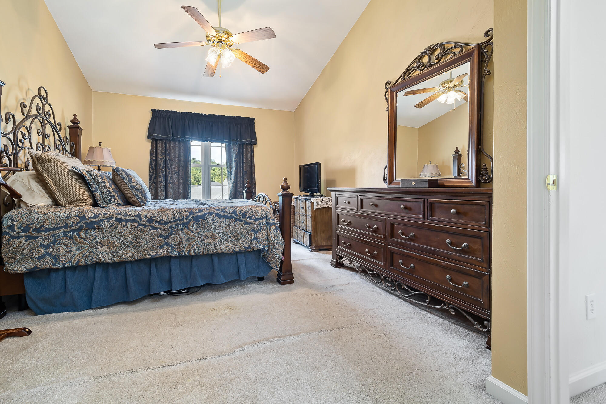 1728 Meadows Road Vinton, VA 24179 - Photo 16 of 26 16_1728_Meadows_Rd16_mls