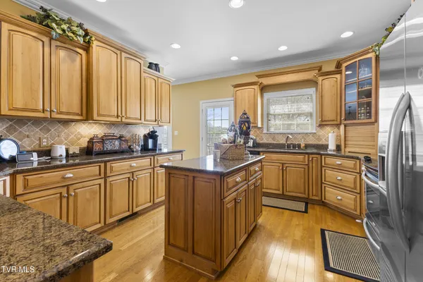 $1,200,000 | 1166 Wildcat Road, Bean Station, TN 37708