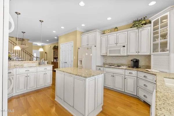 $1,200,000 | 1166 Wildcat Road, Bean Station, TN 37708