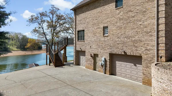 $1,200,000 | 1166 Wildcat Road, Bean Station, TN 37708