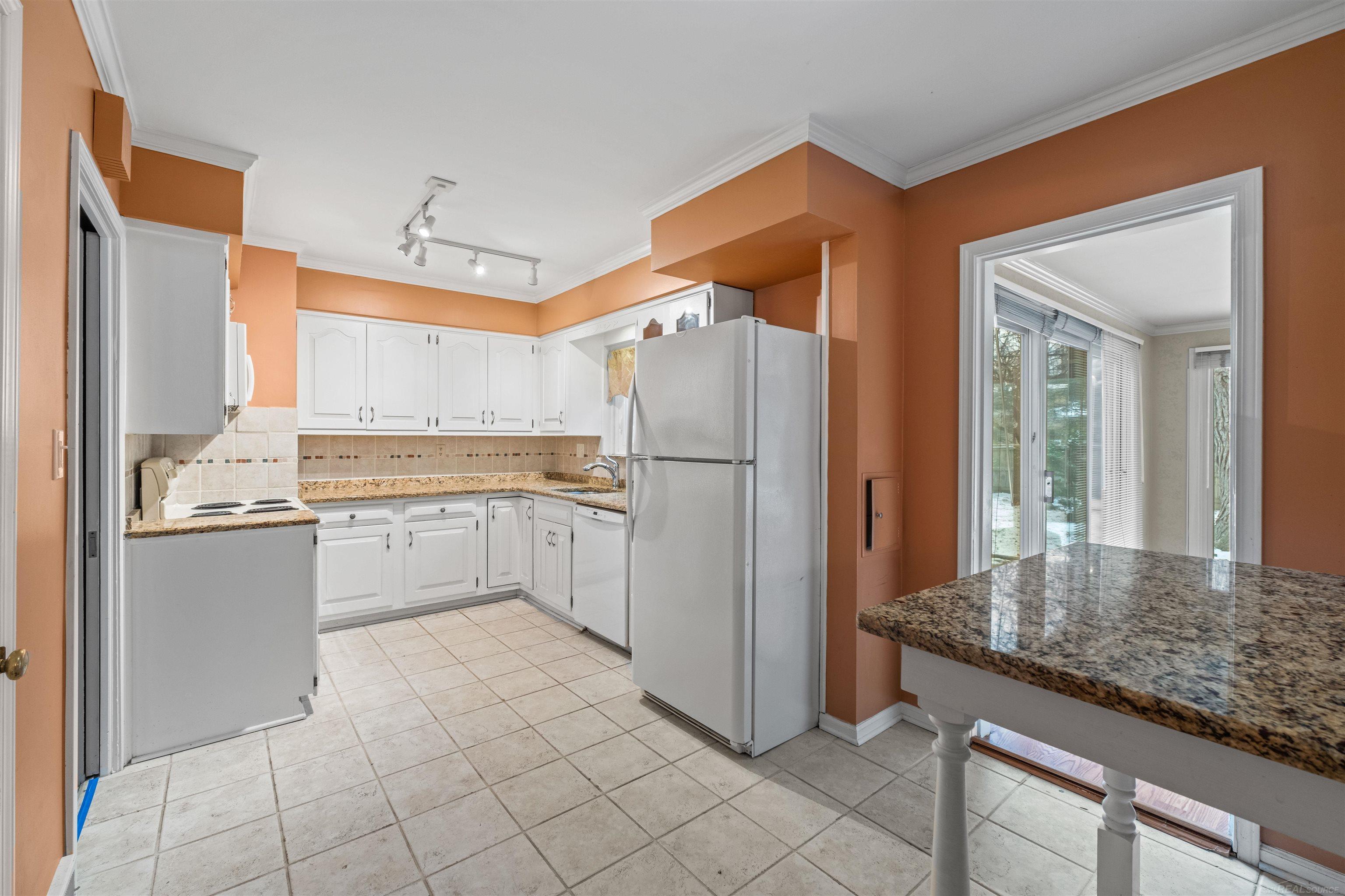 1003 Bedford Road Grosse Pointe Park, MI 48230 - Photo 19 of 70