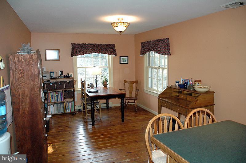 2103 Clover Hill Road Lancaster, PA 17603 - Photo 3 of 13 Gallery Image 3
